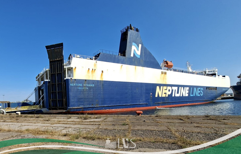 neptune-lines-vig.jpg